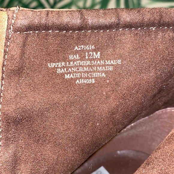 H By Halston Soft Brown Leather Wedge Ankle Boots Women’s 12 M - Picture 11 of 11